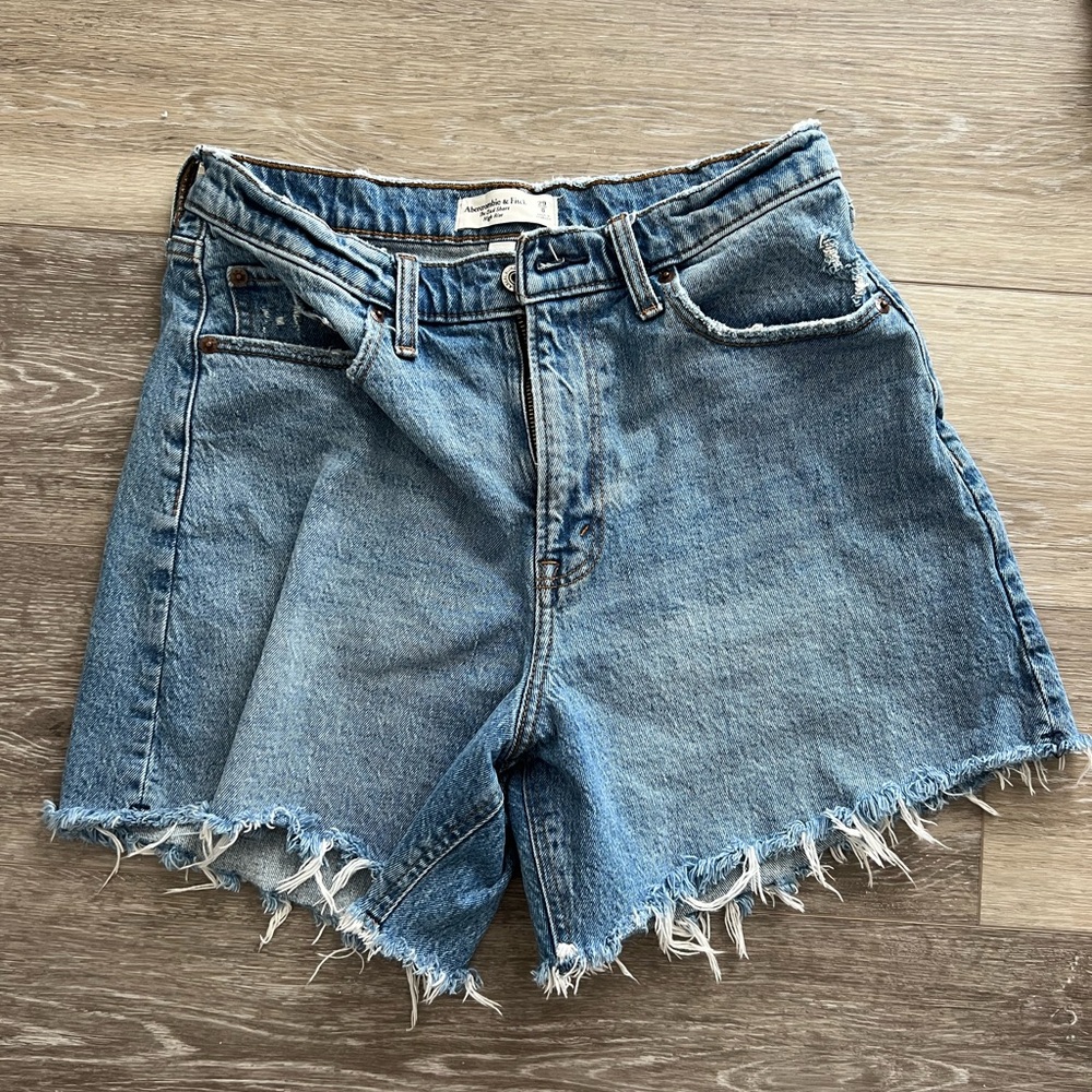 Abercrombie High Rise Dad Short